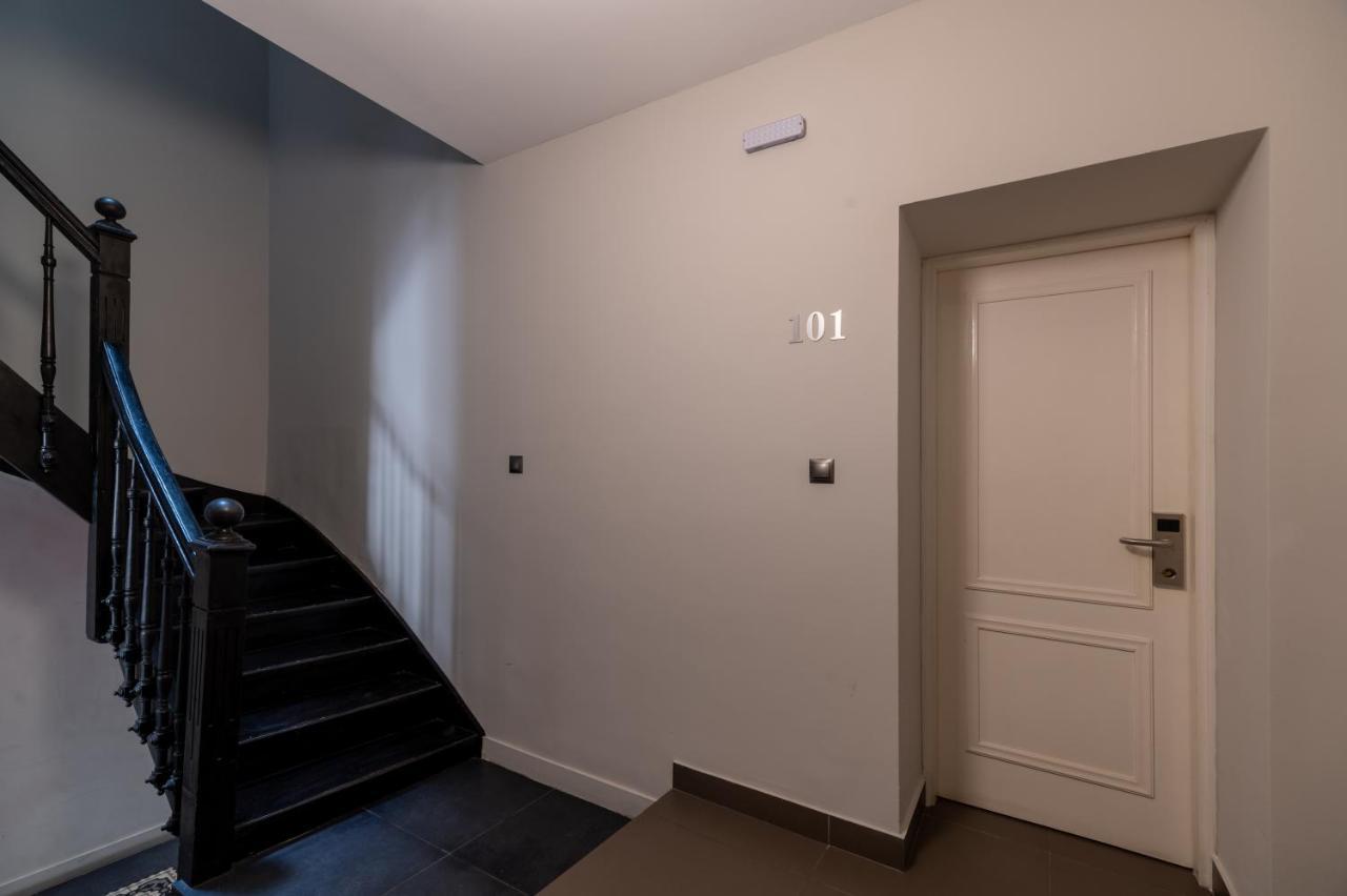 Plaka Arch Suites Афины Экстерьер фото